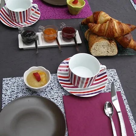 Les De L'ile Bed & Breakfast