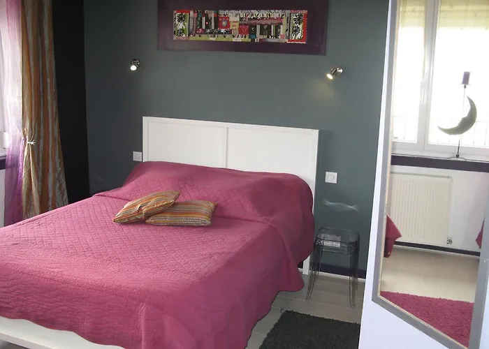 Les De L'ile 3* Longeville-les-Metz